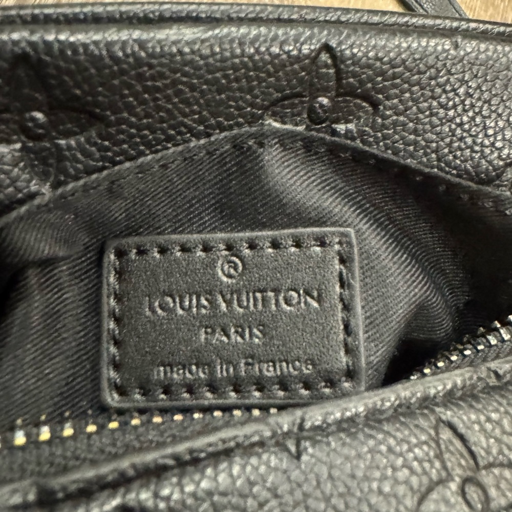 Louis Vuitton x Virgil Abloh Cross Body Bag - Picture 8 of 9